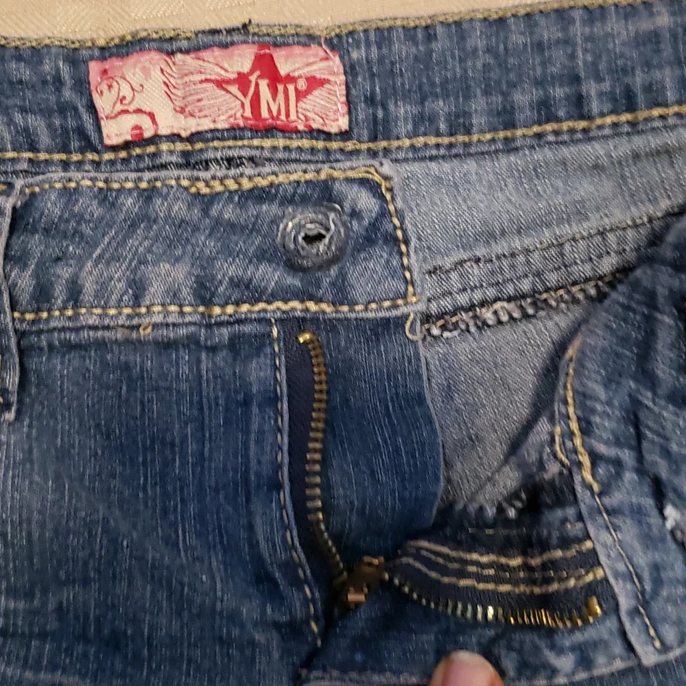 YMI jean shorts no button (0269) - Picture 3 of 4